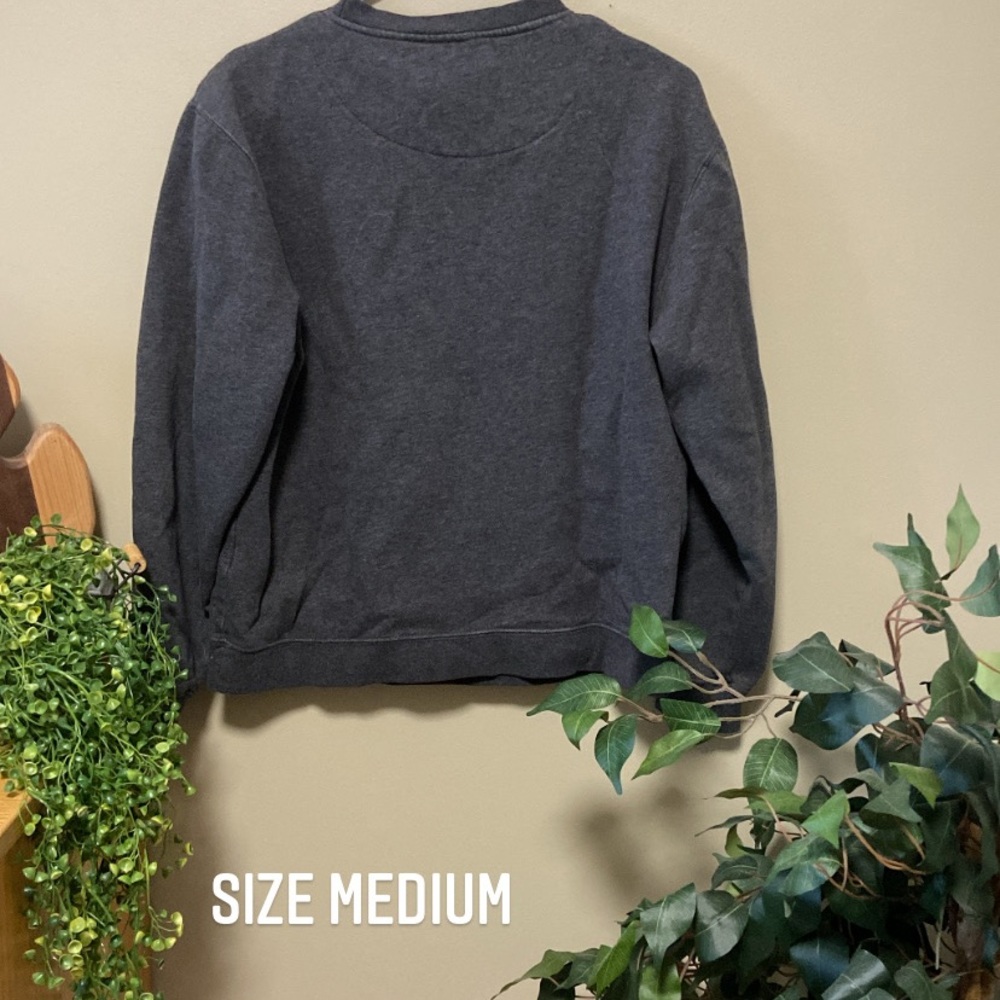 grey sweater